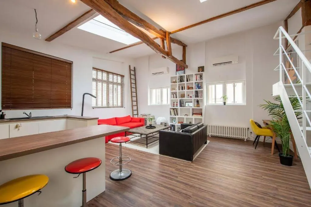 Magnifique Loft Avec Exterieur Paris